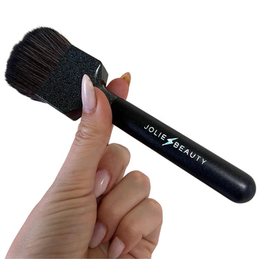 FLAWLESS FOUNDATION BRUSH